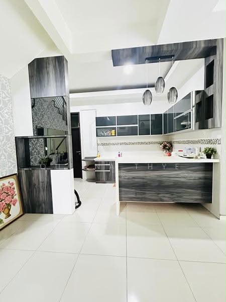Semi-Detached House for Sale in Taman Impian Emas (Skudai) - Queena Thye - Kitchen - PropertyGuru.com.my