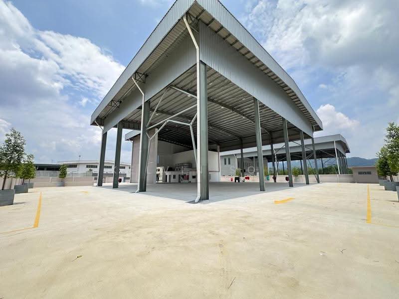Kilang untuk Disewa di Batu 17 Rawang (Rawang) - Kelvin Soh - Exterior - PropertyGuru.com.my
