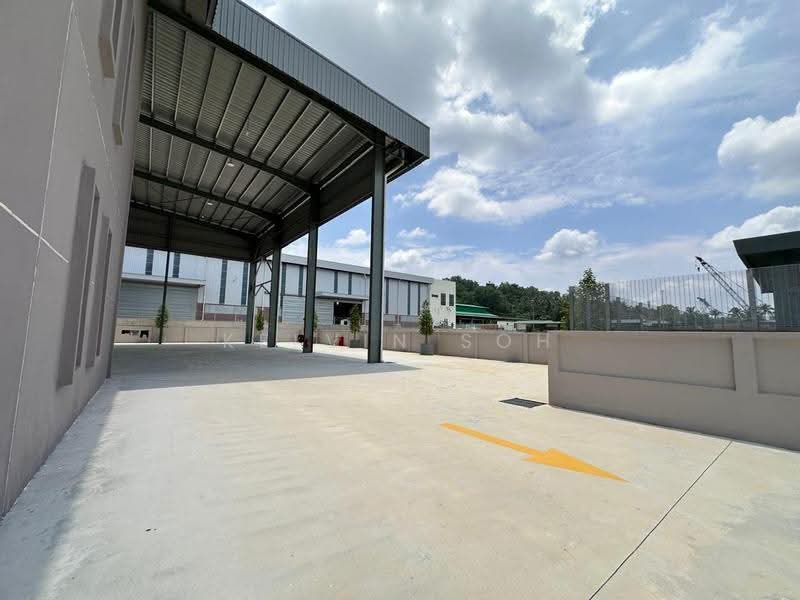 Kilang untuk Disewa di Batu 17 Rawang (Rawang) - Kelvin Soh - Exterior - PropertyGuru.com.my