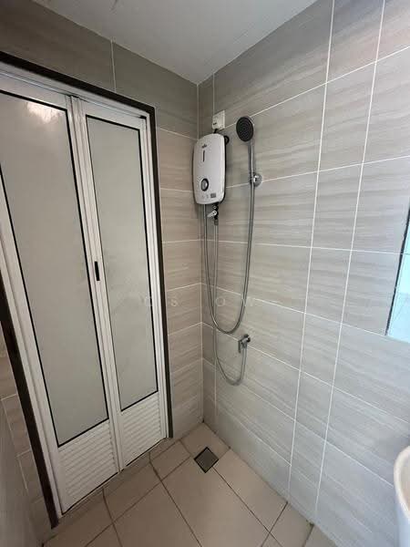 Kediaman Servis untuk Disewa di Serviced Residence @ 3 Towers - CS OW - Bathroom - PropertyGuru.com.my