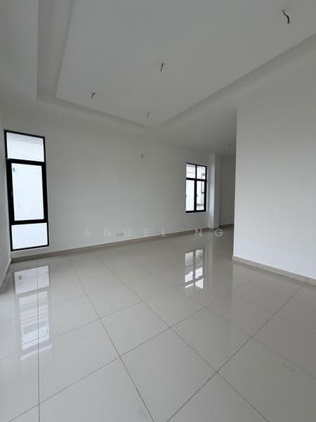 Bungalow House untuk Dijual di Taman Bukit Serdang (Seri Kembangan) - Angel Ng - Interior - PropertyGuru.com.my