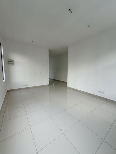 Bungalow House untuk Dijual di Taman Bukit Serdang (Seri Kembangan) - Angel Ng - Interior - PropertyGuru.com.my