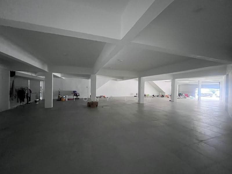 Shop / Office untuk Disewa di Berjaya Times Square (KL City Centre) - Tony Low - Interior - PropertyGuru.com.my