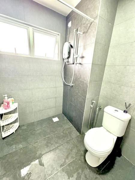 Kediaman Servis untuk Dijual di Maxim Citylights @ Sentul KL - Eva Yap - Bathroom - PropertyGuru.com.my
