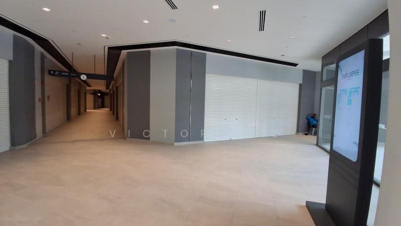 Shop / Office for Rent in Kota Damansara (Selangor) - Victor Foo - Corridor - PropertyGuru.com.my