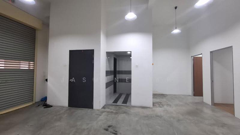 Shop / Office untuk Disewa di Alam Damai (Cheras) - Jasmine Yap - Interior - PropertyGuru.com.my