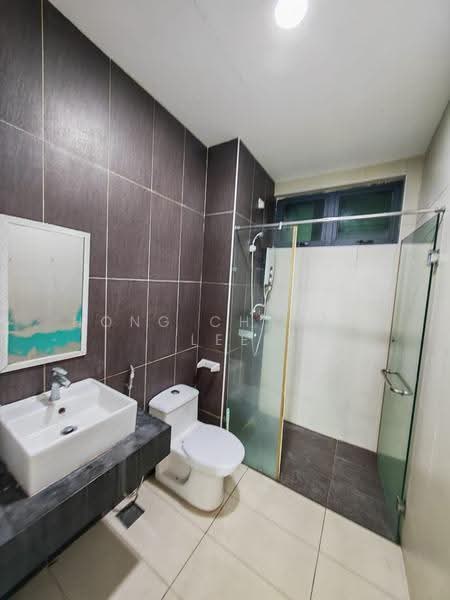 Service Residence for Rent at D'Secret Garden (Pangsapuri Kempas Indah) - Hong Charng Lee - Bathroom - PropertyGuru.com.my