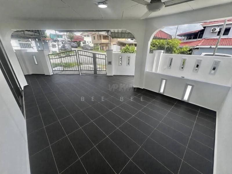 2-storey Terraced House for Sale in Johor Bahru (Johor Bahru) - Bee Bee - PropertyGuru.com.my