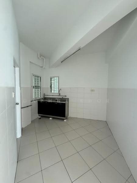 Pangsapuri untuk Dijual di Idaman Iris - Daphne Khor - Kitchen - PropertyGuru.com.my