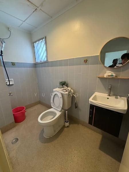 Pangsapuri untuk Disewa di Pan Vista - Yucong . - Bathroom - PropertyGuru.com.my