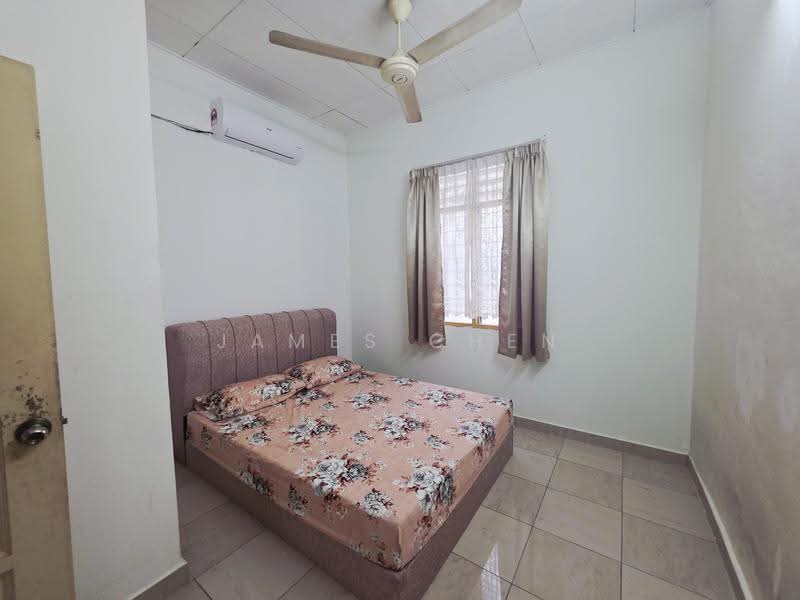 2-storey Terraced House for Sale in Bandar Kinrara (Selangor) - James Chen - Bedroom - PropertyGuru.com.my
