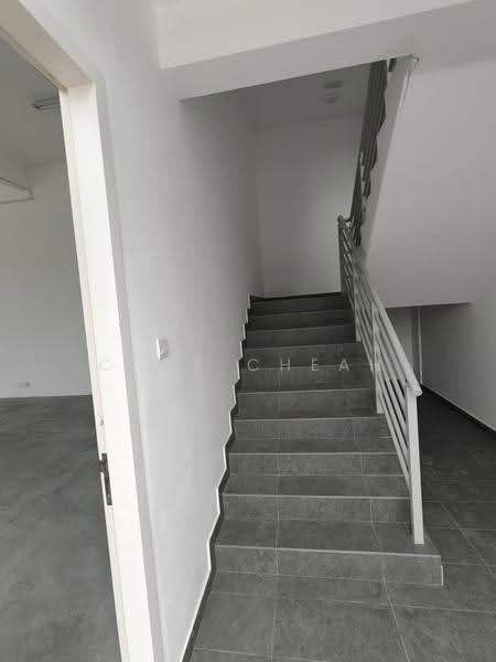 Kilang Berkembar untuk Disewa di Eco Business Park 2 Senai (Senai) - Cace Cheah - Interior - PropertyGuru.com.my