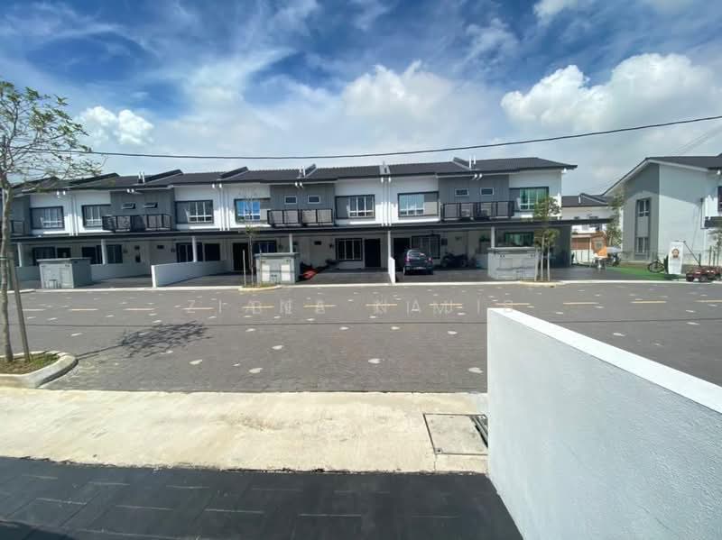 Terraced House for Sale in Kuala Selangor (Selangor) - Bee Kim - Exterior - PropertyGuru.com.my