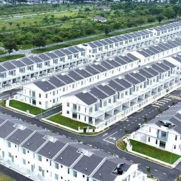 Terraced House for Sale in Bandar Mahkota Banting (Tanjong Duabelas) - Bee Kim - Exterior - PropertyGuru.com.my