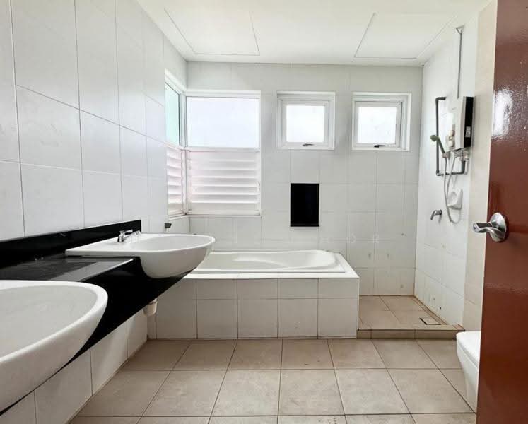 Rumah Teres 3-Tingkat untuk Disewa di Jelutong (Penang) - Daphne Khor - Bathroom - PropertyGuru.com.my