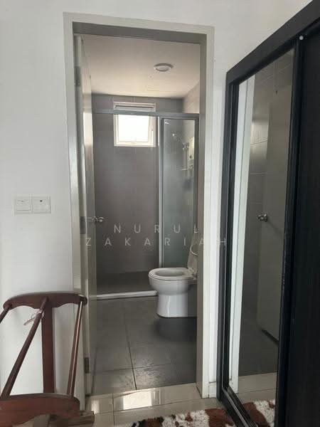 Kediaman Servis untuk Disewa di Savanna Executive Suite @ Southville City - Nurul Zakariah - Bathroom - PropertyGuru.com.my