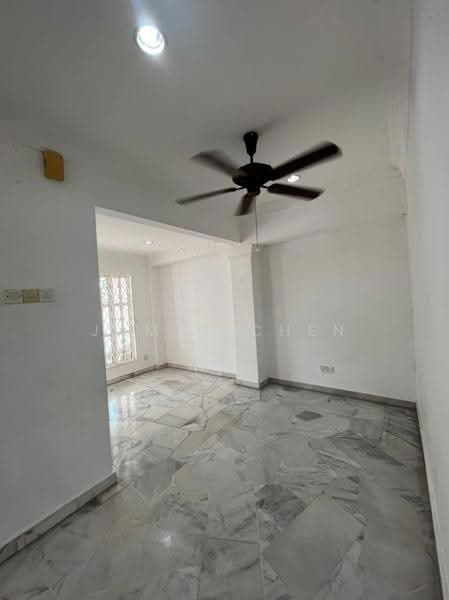 Terraced House for Sale in Bandar Kinrara Seksyen 1 (Bandar Kinrara) - James Chen - Interior - PropertyGuru.com.my