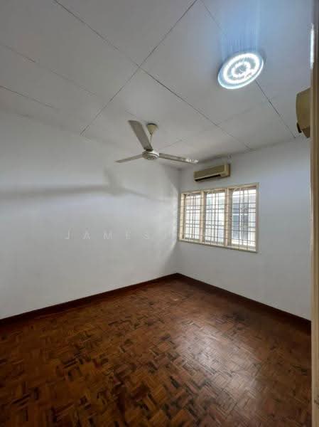 Terraced House for Sale in Bandar Kinrara Seksyen 1 (Bandar Kinrara) - James Chen - Interior - PropertyGuru.com.my