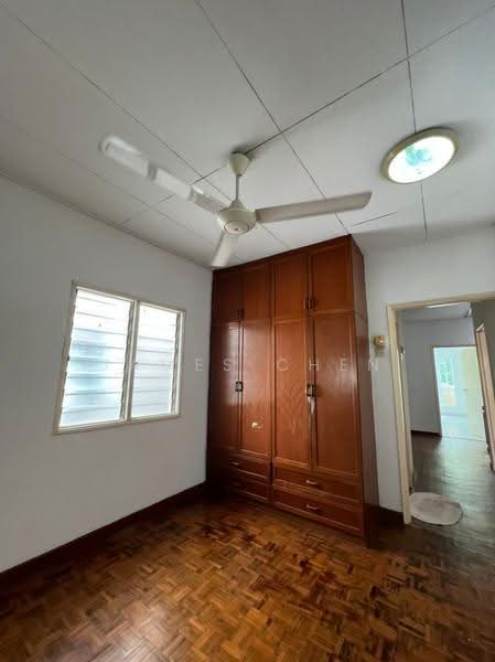 Terraced House for Sale in Bandar Kinrara Seksyen 1 (Bandar Kinrara) - James Chen - Bedroom - PropertyGuru.com.my
