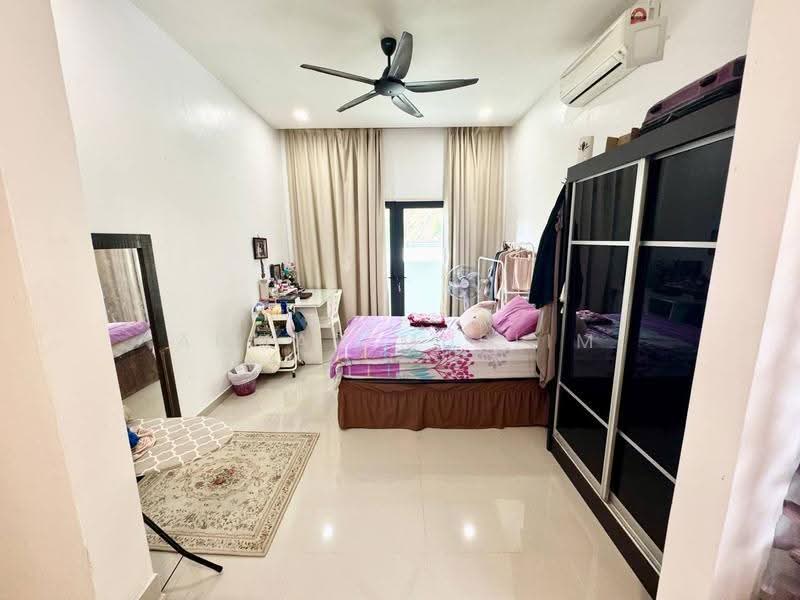 Bungalow House for Sale in Ampang (Selangor) - Ahmad Muslim - Bedroom - PropertyGuru.com.my