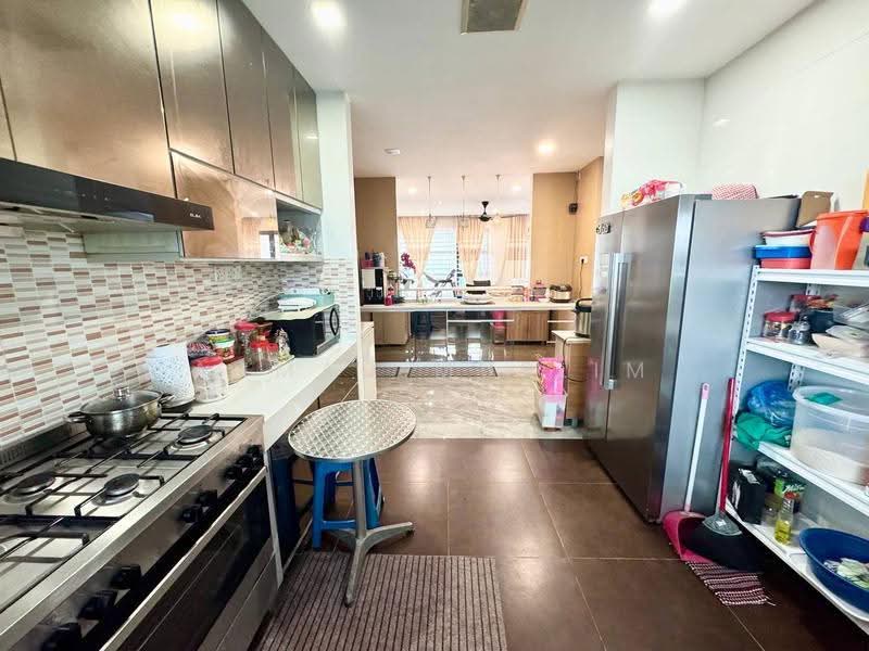 Bungalow House for Sale in Ampang (Selangor) - Ahmad Muslim - Kitchen - PropertyGuru.com.my
