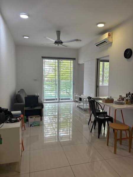 Condominium for Sale at Hijauan Saujana - Mui Fook Lim - Living Room - PropertyGuru.com.my