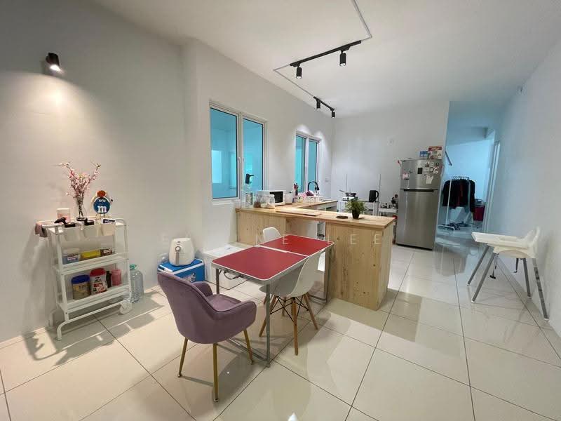Kondominium untuk Disewa di The Clovers - Elaine Lee - Kitchen - PropertyGuru.com.my
