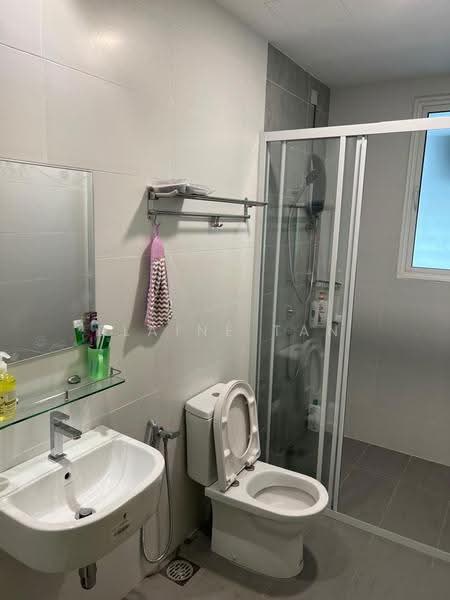 Kediaman Servis untuk Disewa di Impiria Residensi Bukit Tinggi Klang - Elaine Tan - Bathroom - PropertyGuru.com.my