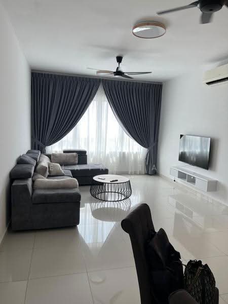 Kediaman Servis untuk Disewa di Impiria Residensi Bukit Tinggi Klang - Elaine Tan - Living Room - PropertyGuru.com.my