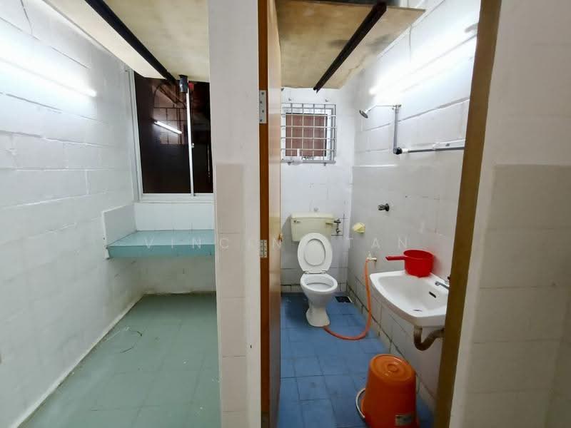 Apartment for Rent at Apartment Lily - Vincent Tan - Bathroom - PropertyGuru.com.my