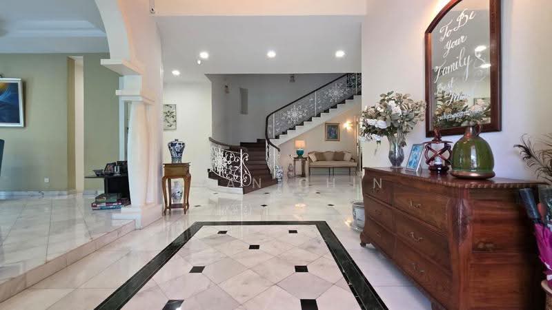 Bungalow House for Sale in SS19 (Subang Jaya) - Ethan Chin - Entrance - PropertyGuru.com.my