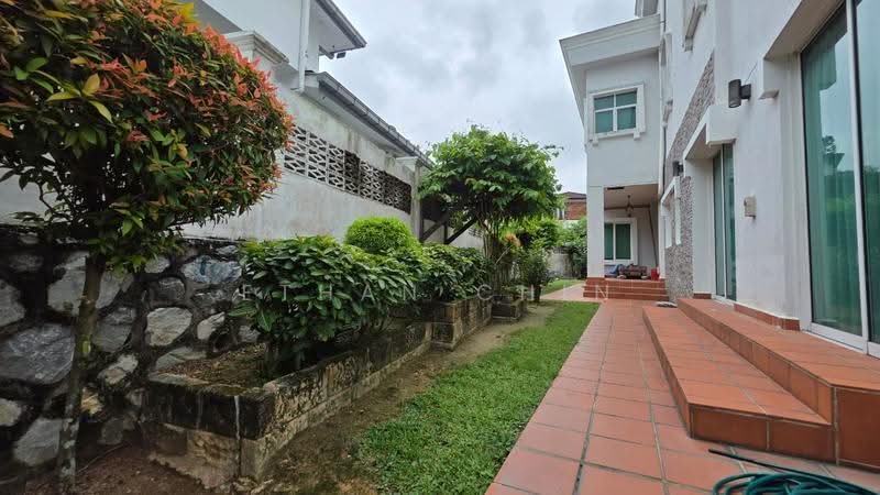 Bungalow House for Sale in SS19 (Subang Jaya) - Ethan Chin - Exterior - PropertyGuru.com.my