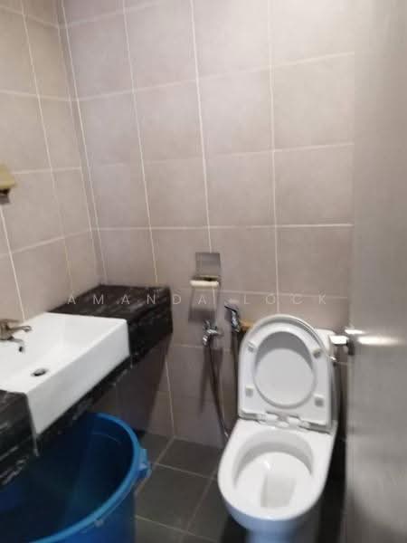 Condominium for Rent at Koi Prima Condominium - Amanda Lock - Bathroom - PropertyGuru.com.my