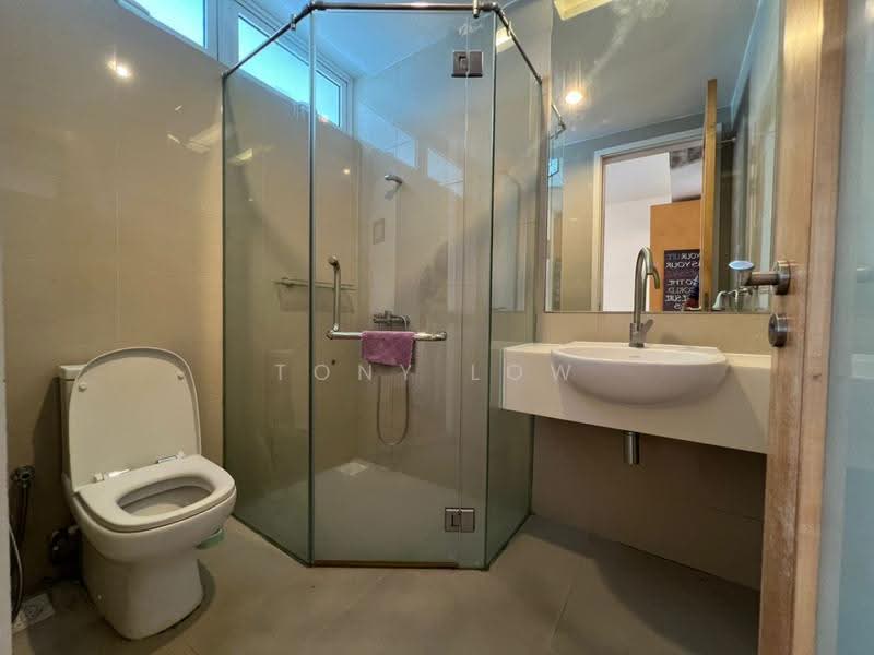 Kondominium untuk Disewa di Brunsfield EmbassyView - Tony Low - Bathroom - PropertyGuru.com.my