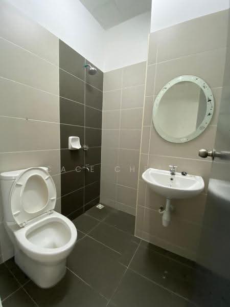 Rumah Teres 2-Tingkat untuk Dijual di Taman Mutiara Rini (Skudai) - Cace Cheah - Bathroom - PropertyGuru.com.my