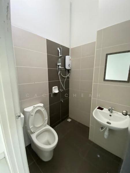 Rumah Teres 2-Tingkat untuk Dijual di Taman Mutiara Rini (Skudai) - Cace Cheah - Bathroom - PropertyGuru.com.my