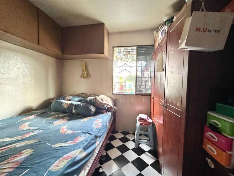 Rumah Flat untuk Dijual di Flat Pandan Jaya - Basri Munir - Bedroom - PropertyGuru.com.my