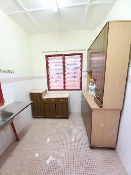 Apartment for Sale at Apartment Okid - Ahmad Muslim - Kitchen - PropertyGuru.com.my