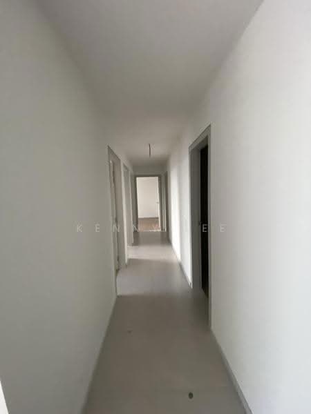 Kediaman Servis untuk Disewa di Melawati : Park One - Kenny Lee - Corridor - PropertyGuru.com.my