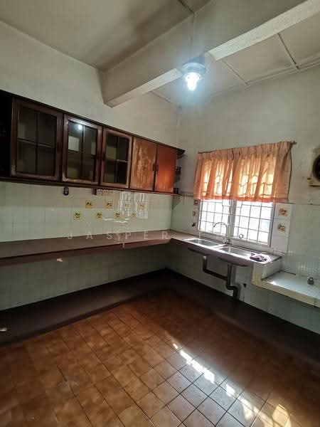 2-storey Terraced House for Rent in Kajang (Selangor) - Jasper Tan - Kitchen - PropertyGuru.com.my