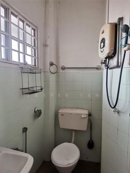 2-storey Terraced House for Rent in Kajang (Selangor) - Jasper Tan - Bathroom - PropertyGuru.com.my