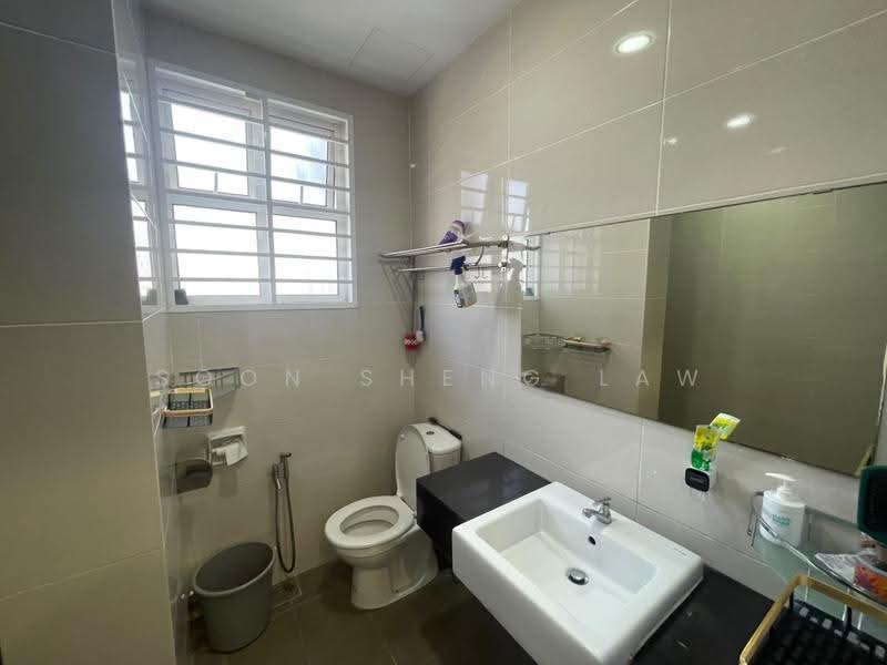Rumah Teres 2-Tingkat untuk Dijual di Taman Semanja (Kajang) - Soon Sheng Law - Bathroom - PropertyGuru.com.my