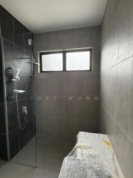 2-storey Terraced House for Sale in Bandar Kinrara Seksyen 8 (Bandar Kinrara) - Joey Wong - Bathroom - PropertyGuru.com.my