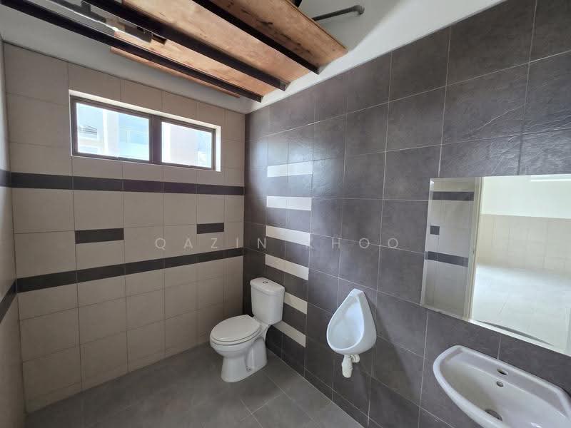 Shop / Office untuk Disewa di Taman Muda (Simpang Pulai) - Qazin Khoo - Bathroom - PropertyGuru.com.my