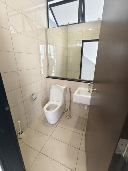 Rumah Teres untuk Disewa di Masai (Johor) - Cace Cheah - Bathroom - PropertyGuru.com.my