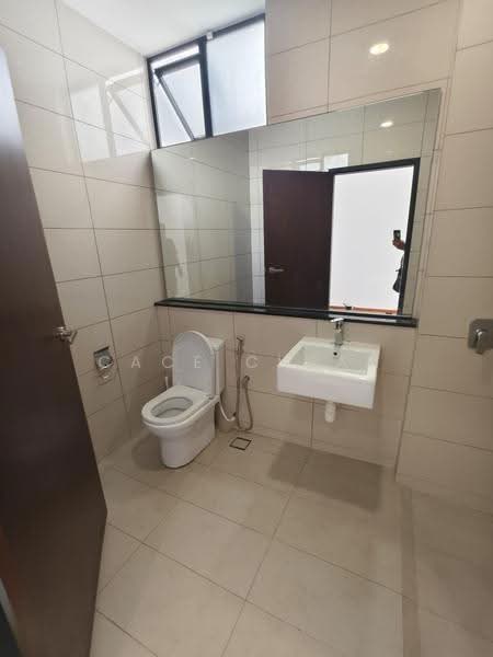 Rumah Teres untuk Disewa di Masai (Johor) - Cace Cheah - Bathroom - PropertyGuru.com.my
