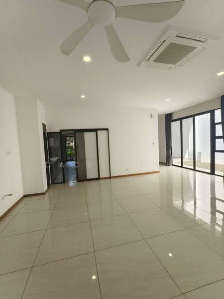 Rumah Teres untuk Disewa di Masai (Johor) - Cace Cheah - Living Room - PropertyGuru.com.my