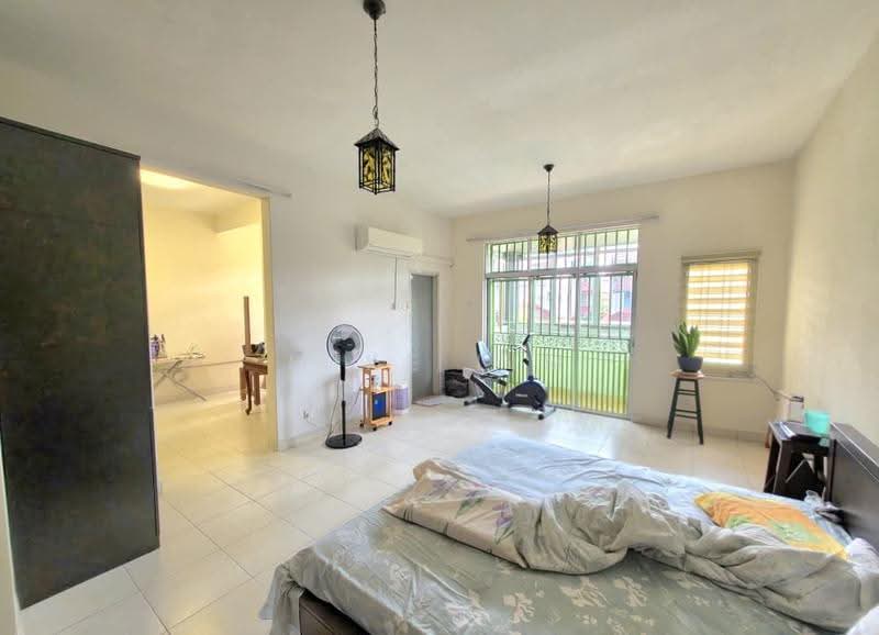 Rumah Bandar untuk Dijual di Taman Lagenda Mas (Cheras) - Mike Lim - Bedroom - PropertyGuru.com.my