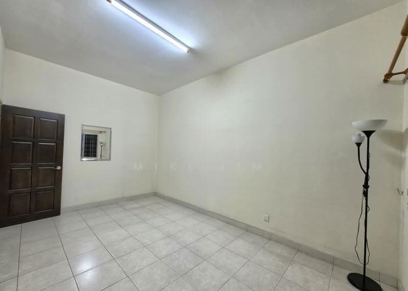 Rumah Bandar untuk Dijual di Taman Lagenda Mas (Cheras) - Mike Lim - Interior - PropertyGuru.com.my