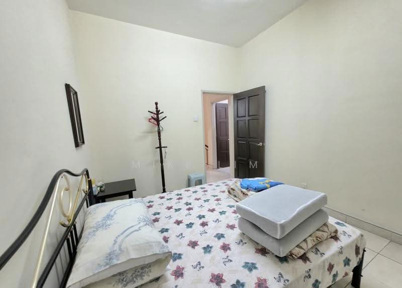 Rumah Bandar untuk Dijual di Taman Lagenda Mas (Cheras) - Mike Lim - Bedroom - PropertyGuru.com.my